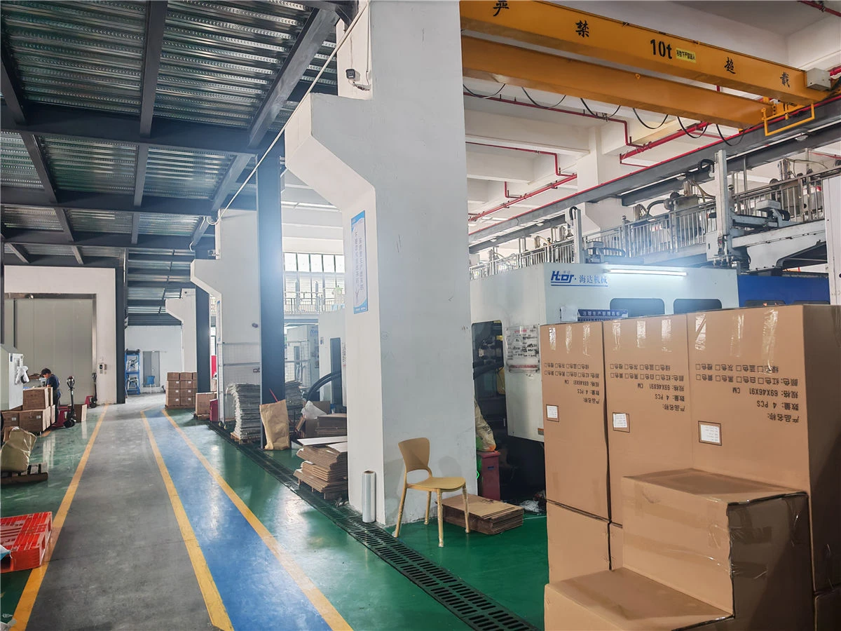 Fabricant leader de meubles commerciaux