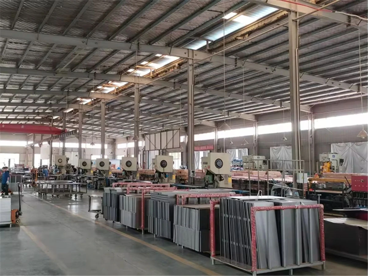 Fabricant leader de meubles commerciaux