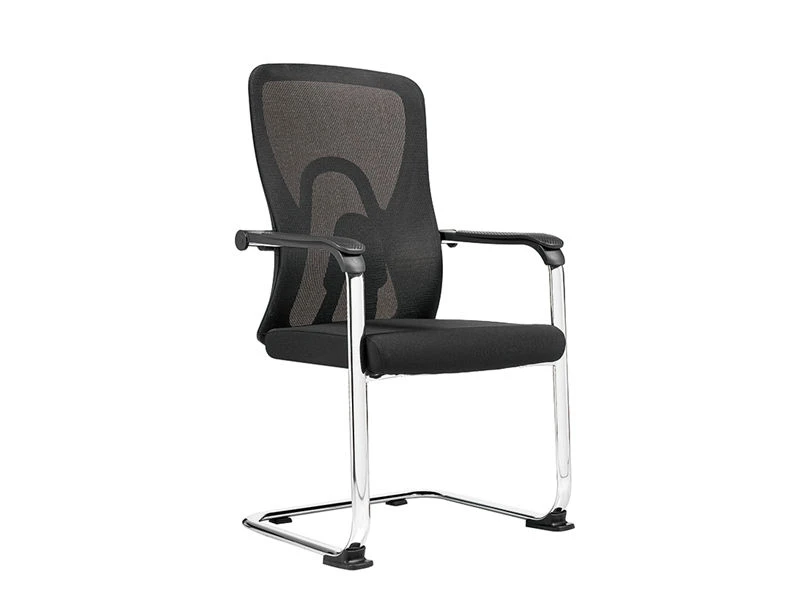 Chaises de salle de conf&eacute;rence en maille &agrave; dossier moyen &agrave; vendre