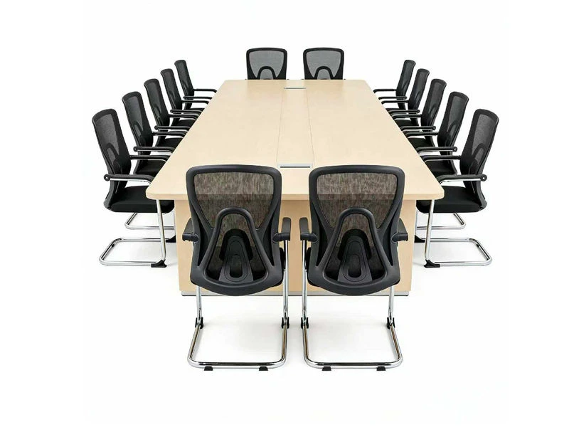 Chaises de salle de conf&eacute;rence en maille &agrave; dossier moyen &agrave; vendre
