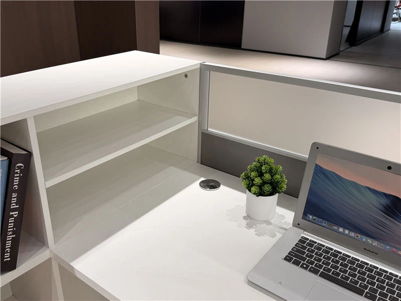 Cabine de postes de travail modulaires pour les finances et les entreprises. Comptabilit&eacute;