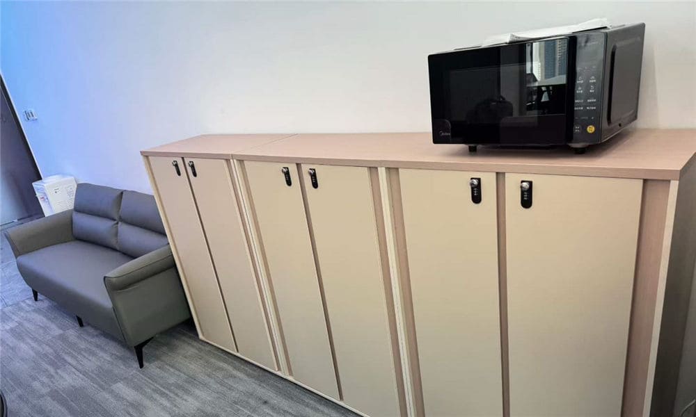 Solution de mobilier pour un immeuble de bureaux d'entreprise en Thaïlande Solution de mobilier pour un immeuble de bureaux d'entreprise en Thaïlande