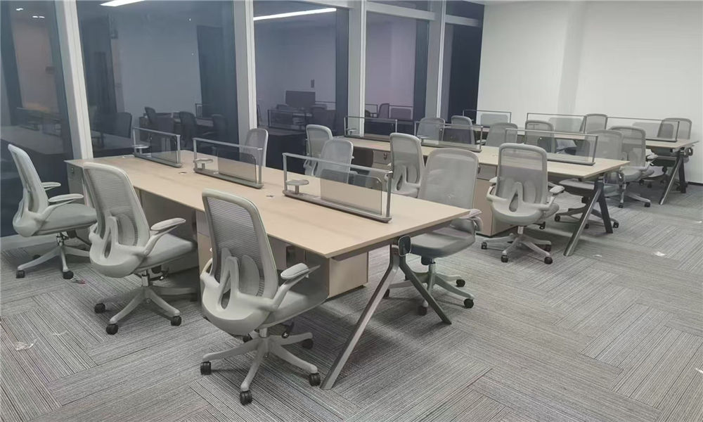 Projet de mobilier de bureau de l’usine Thaïlandaise de Meihu Manufacturing